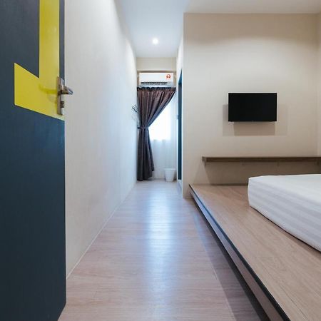 A° Hotel Semporna Eksteriør bilde